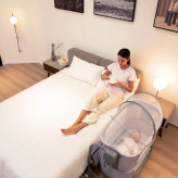 Hipp Bedside Bassinet - Co-sleeper Mode Attached to Parents Bed